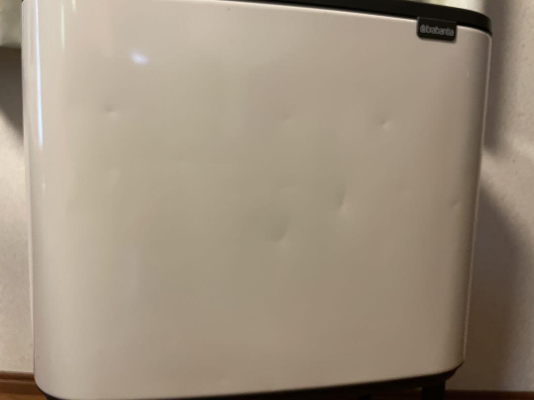 ブラバンシア　BOタッチビン　ゴミ箱36L ホワイト