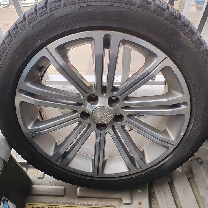 コロ太　235/45R18ホイール+スタッドレスタイヤ4本セットRCZ