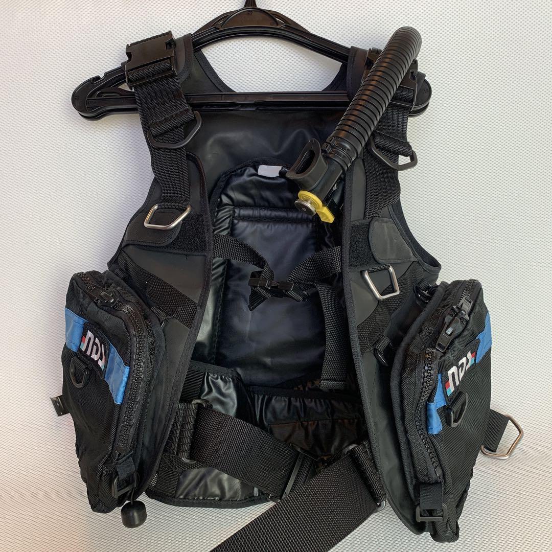 【期間限定値下げ】ダイビング BCD NDS F-TYPE Mサイズ