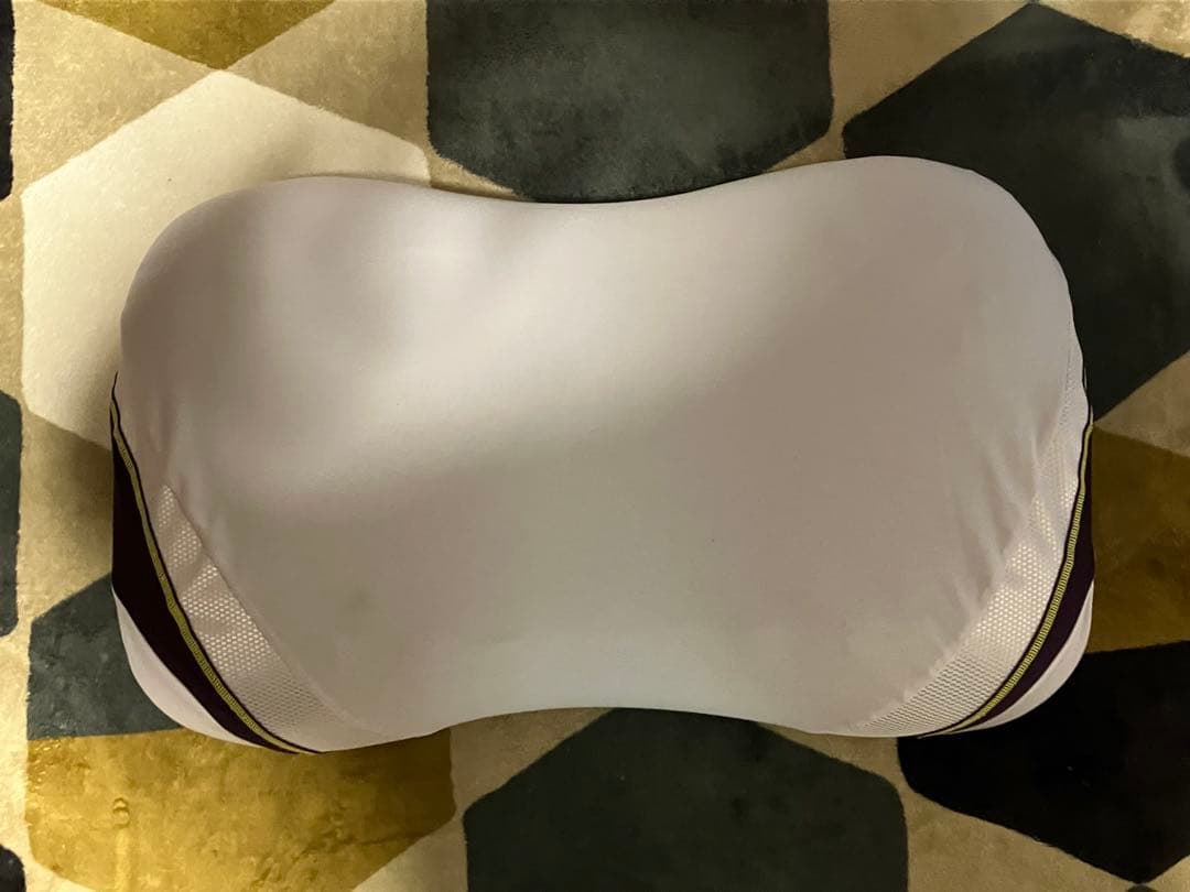 ネックサポート 低め目立った傷や汚れなし