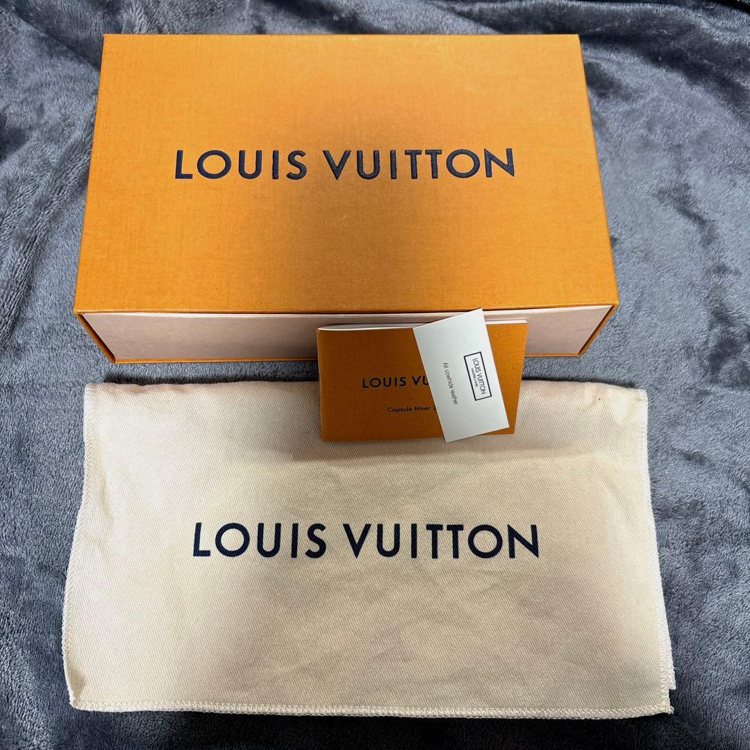 ルイヴィトン⭐︎LVストーリーズ エピ ポルトフォイユ ツイストチェーンウォレット ルイヴィトン⭐︎LVストーリーズ エピ ポルトフォイユ ツイストチェーンウォレット