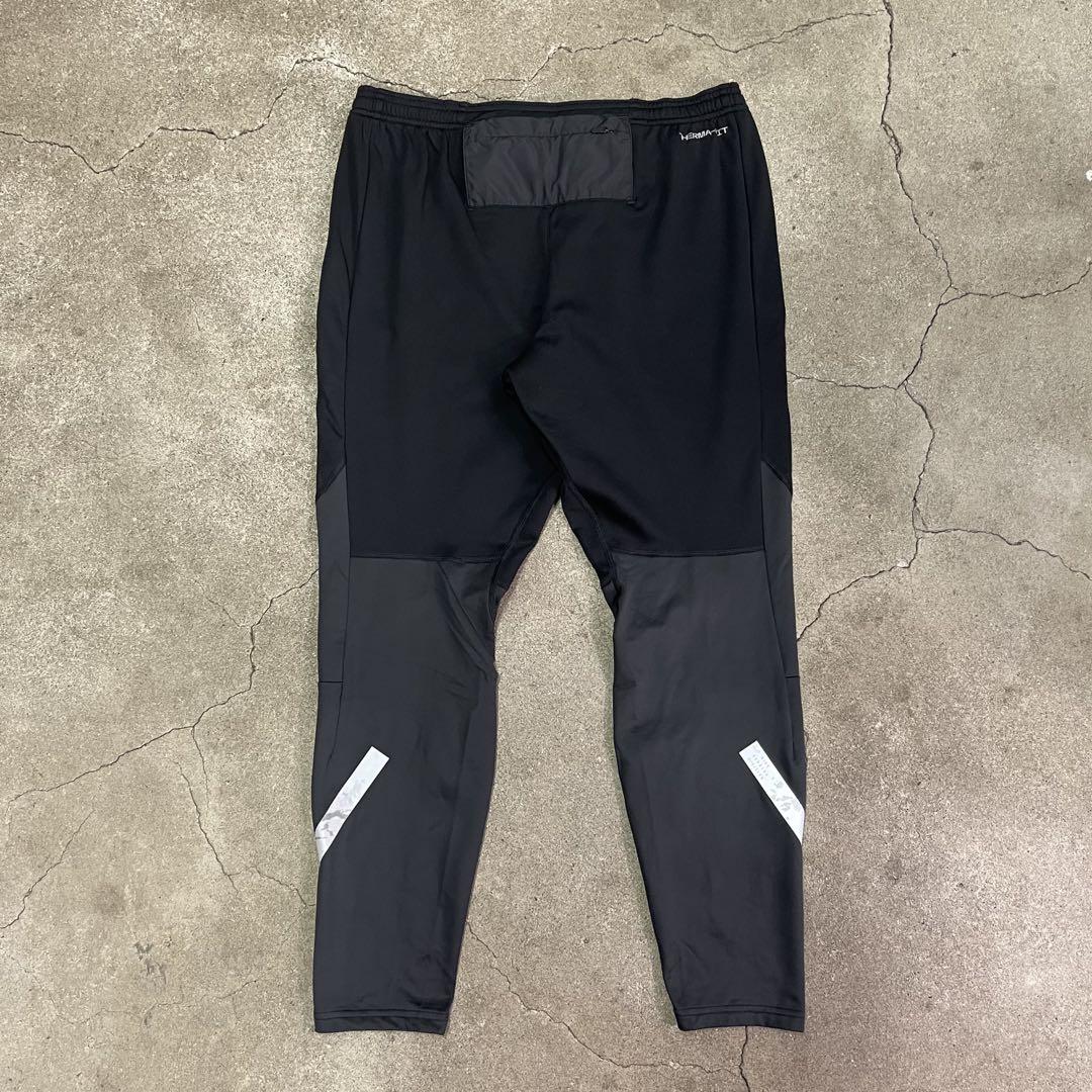 ウォーキング・ランニングウェア NIKE THERMA-FIT RUN DIVISION L