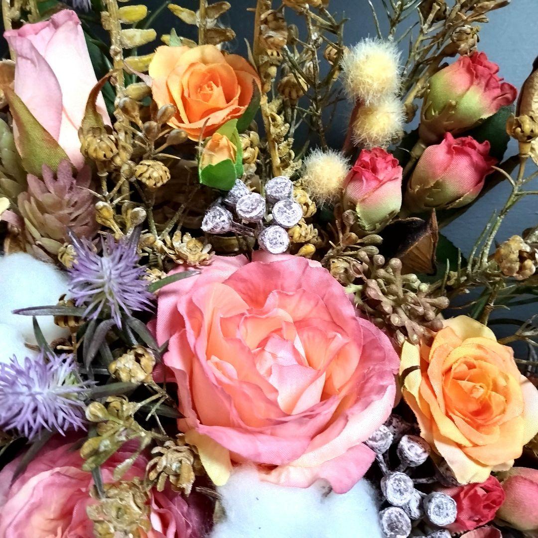 商品名【唯】あいみょん♥ローズの花束風スワッグリース✳ 秋冬リース