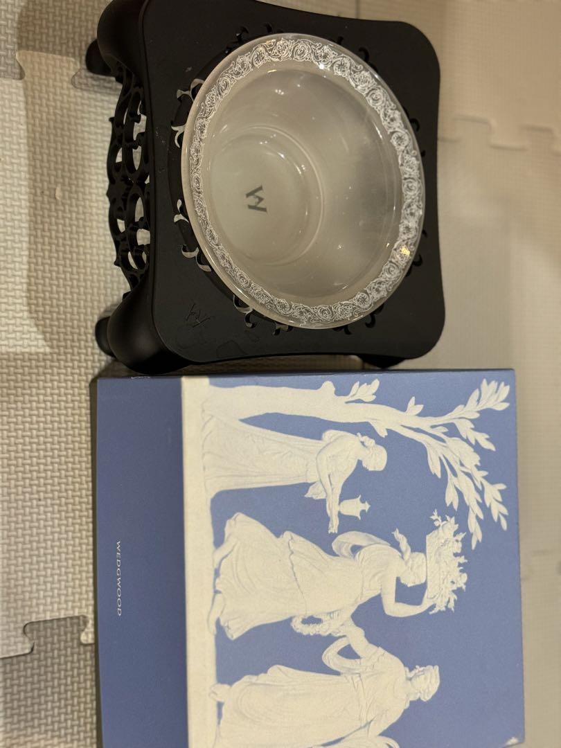 箱有り　美品ウェッジウッド　ペット用フードボウル