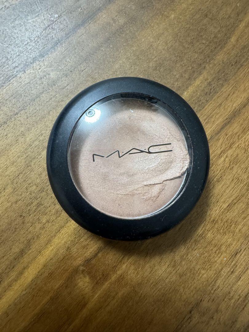 MacクリームカラーベースHUSH