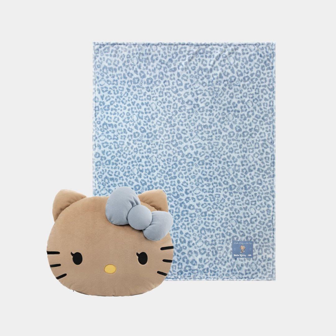 海外限定 Hello Kitty tbh 2way ブランケット&クッション - メルカリ