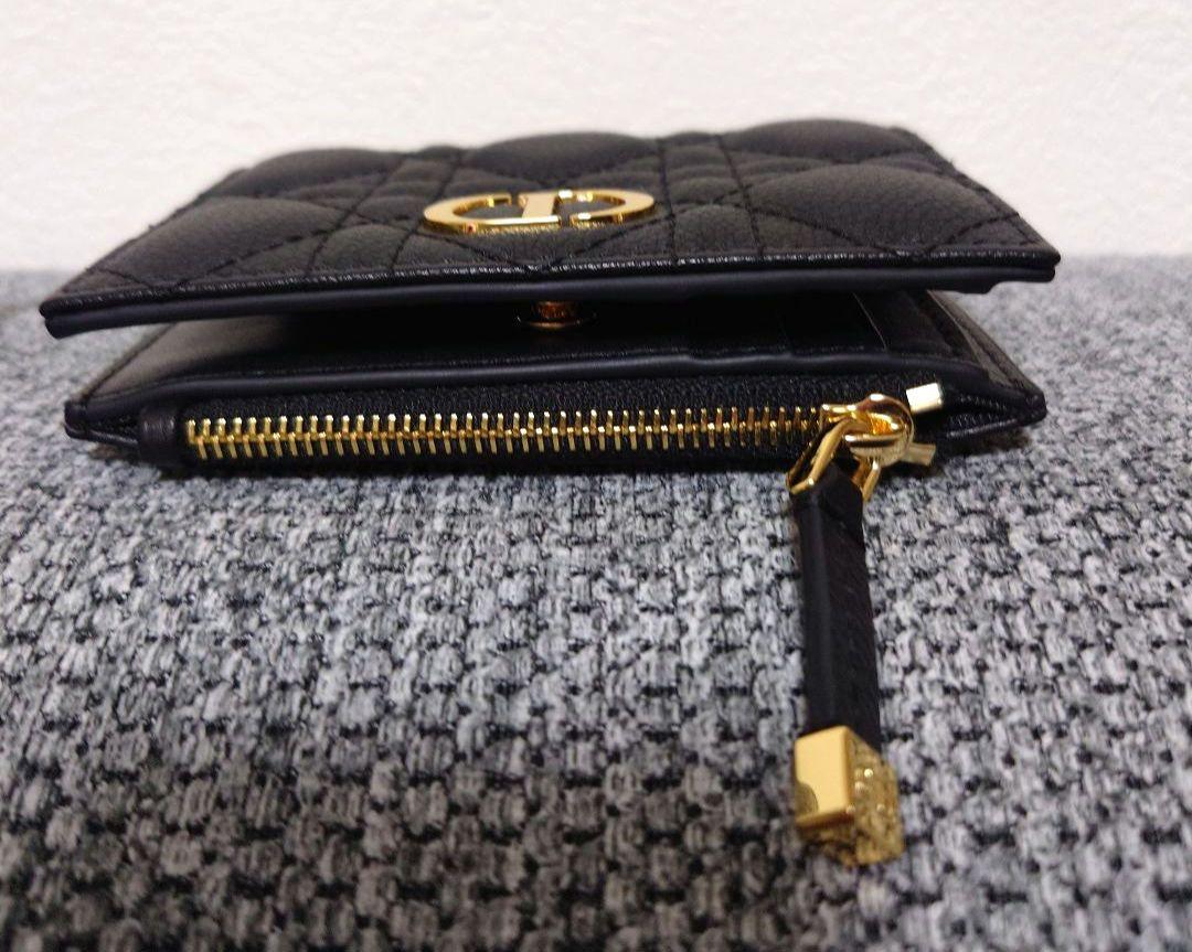 Dior ブラックレザー 二つ折り財布未使用に近い
