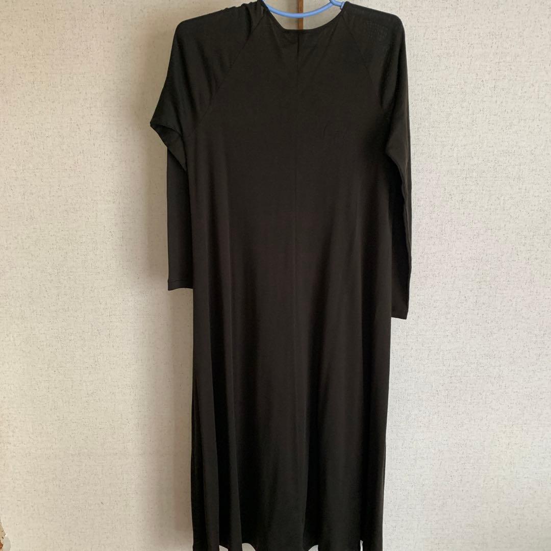 黒のロングワンピース 長袖 SIZE DECORATOM_COM_BR