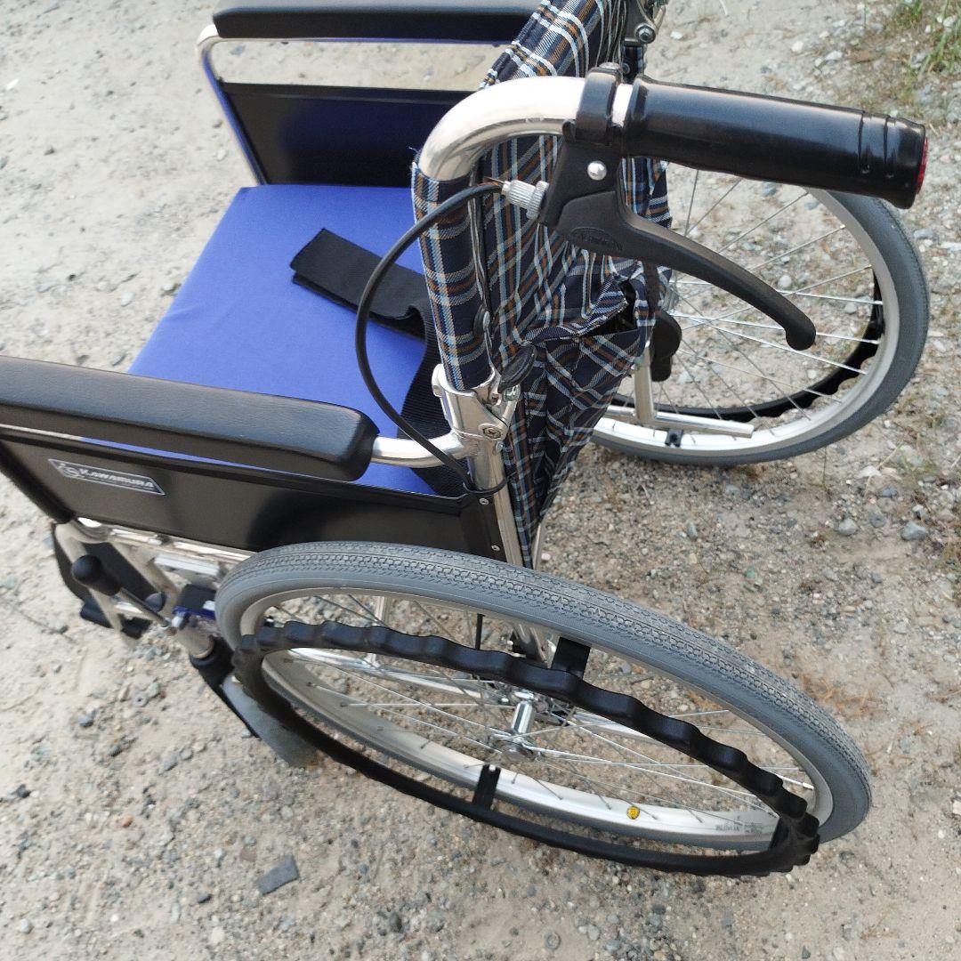 自走用車椅子 チェック柄 背もたれ付き 自走用車椅子 チェック柄 背もたれ付き