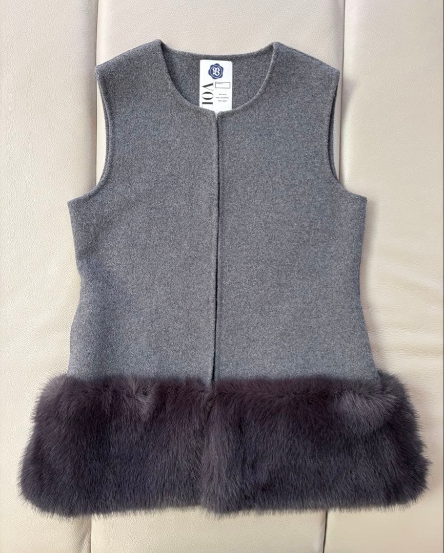 ボラータ フェイクFOXトリミングウール混ジレM