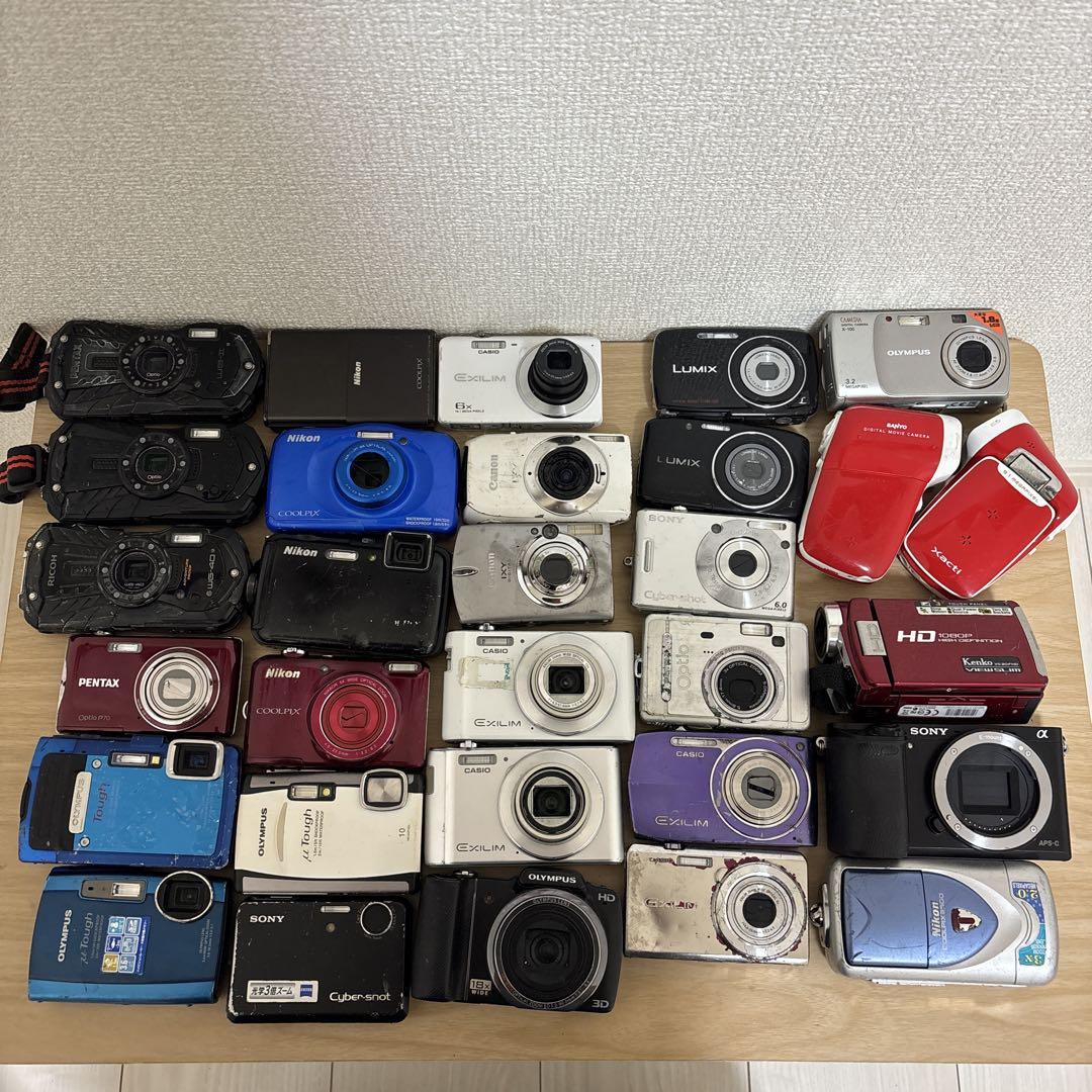 ジャンク品Nikon、Canon、SONY等人気メーカーデジカメ15台