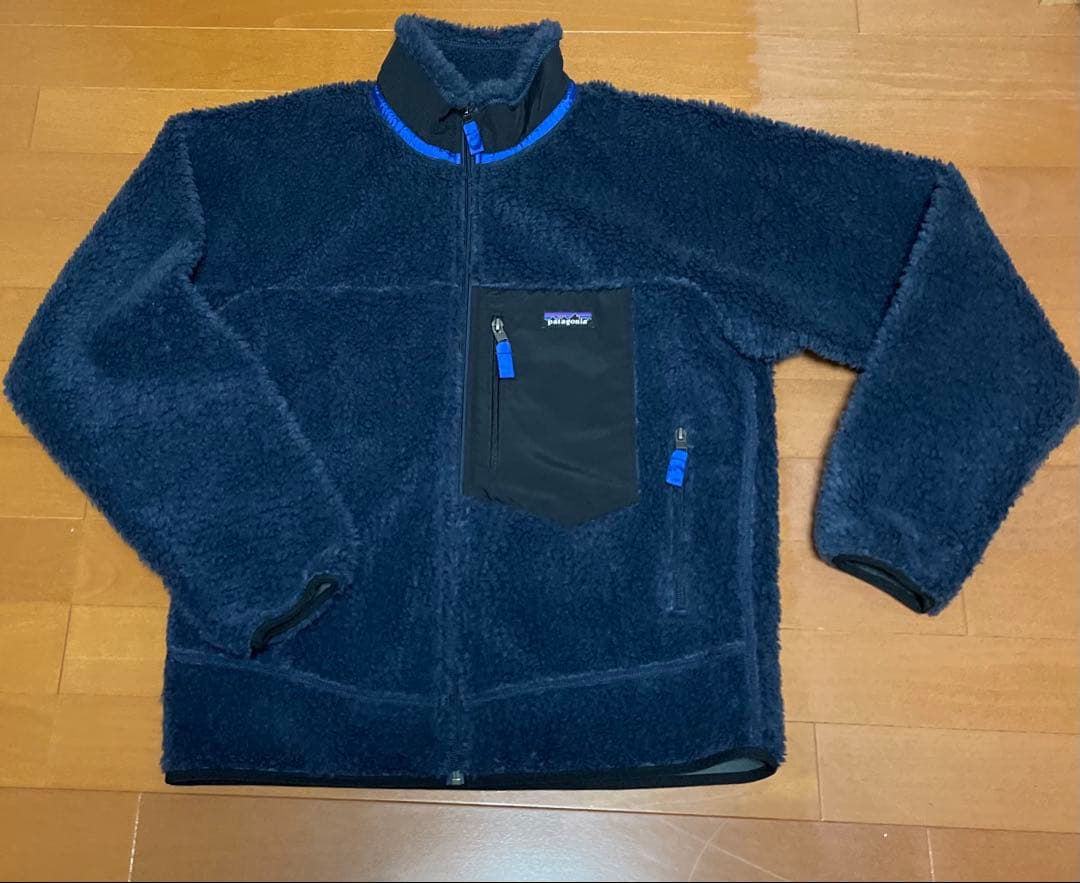 PatagoniaクラシックレトロxネイビーＭサイズ　新品