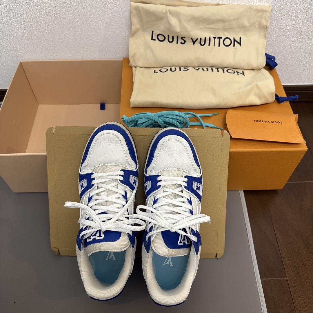 ルイヴィトン　スニーカー　白　青　LV Trainer Line Sneaker