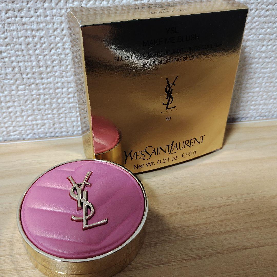 YVES SAINT LAURENT　93