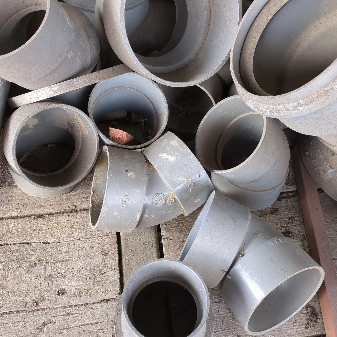 塩ビパイプ 目立った傷や汚れなし HRDEVELOPMENT_JP