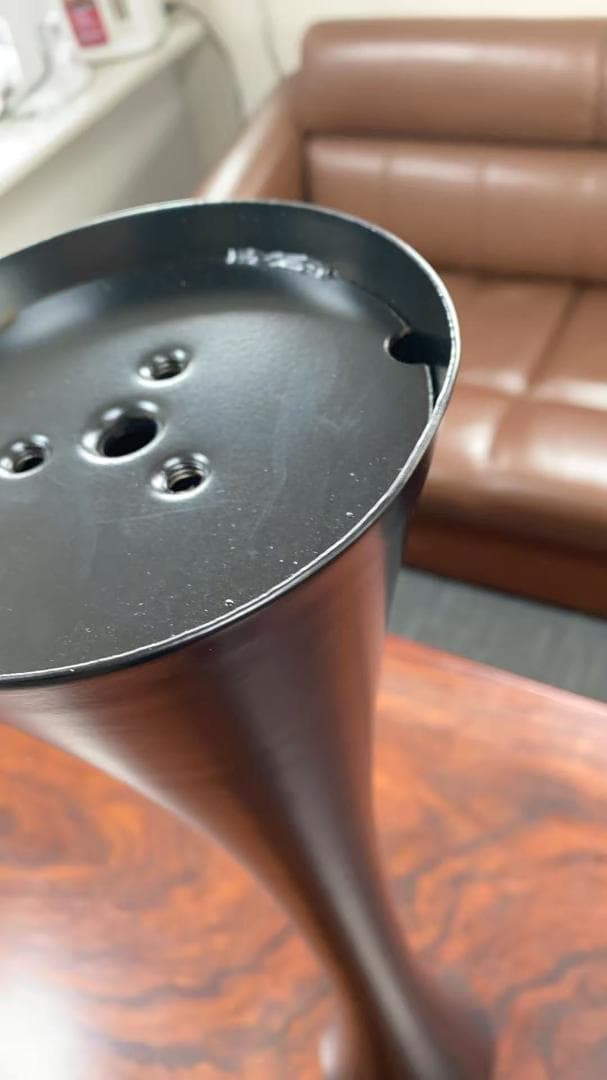 円形ダイニングテーブル