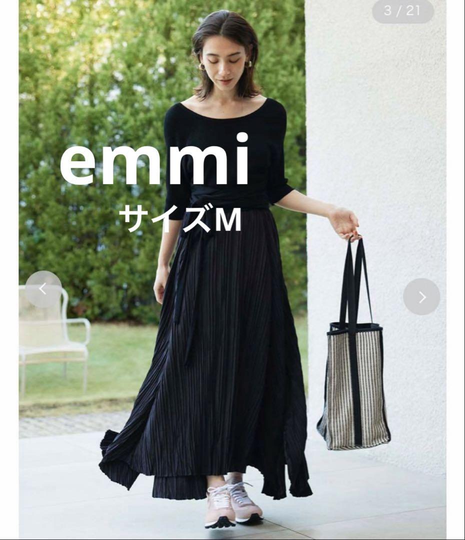 【美品】emmi atelier エミアトリエ ニットドッキングワンピース