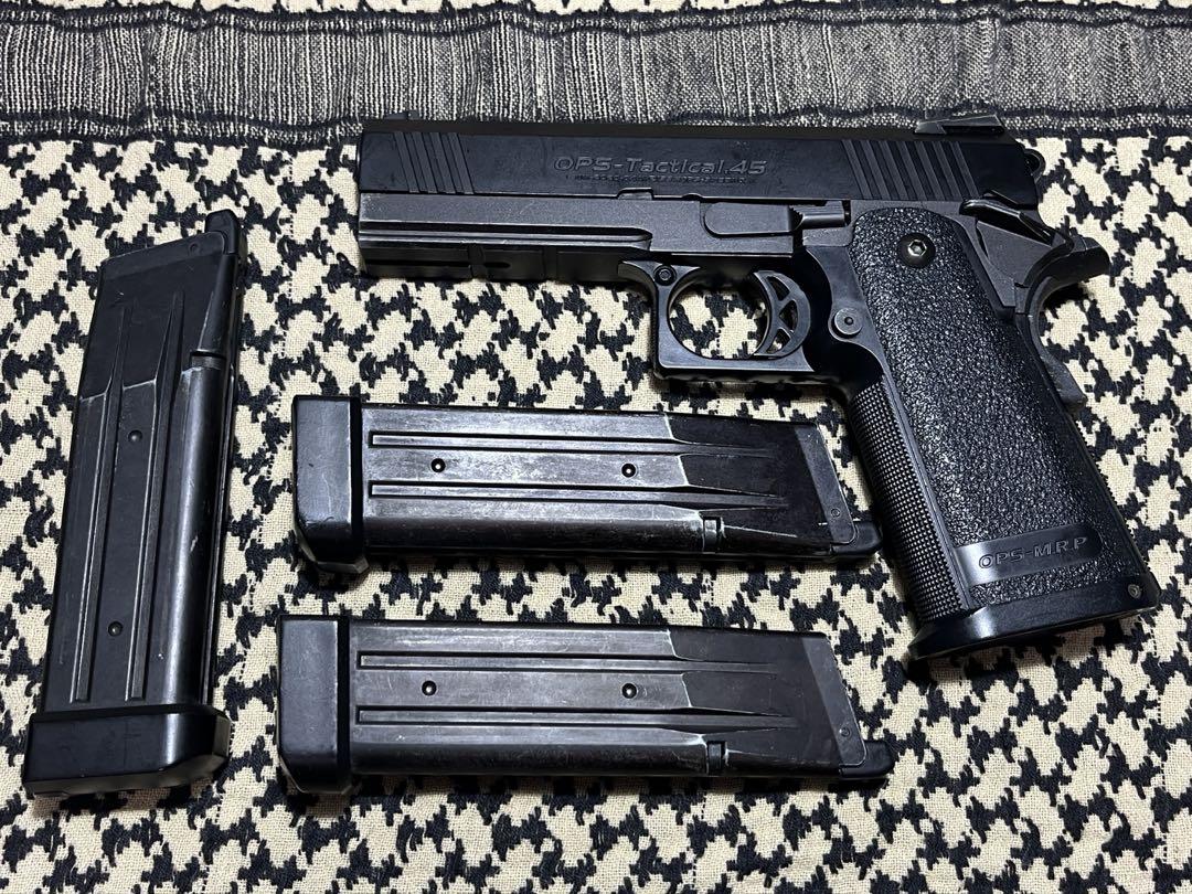 東京マルイ OPS-Tactical .45 ガスブローバック マガジン3つ付き 東京マルイ OPS-Tactical .45 ガスブローバック マガジン3つ付き