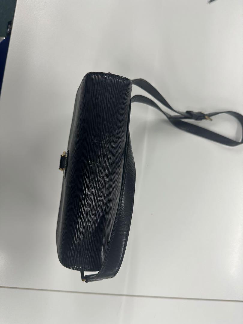Louis Vuitton ブラック ショルダーバッグ