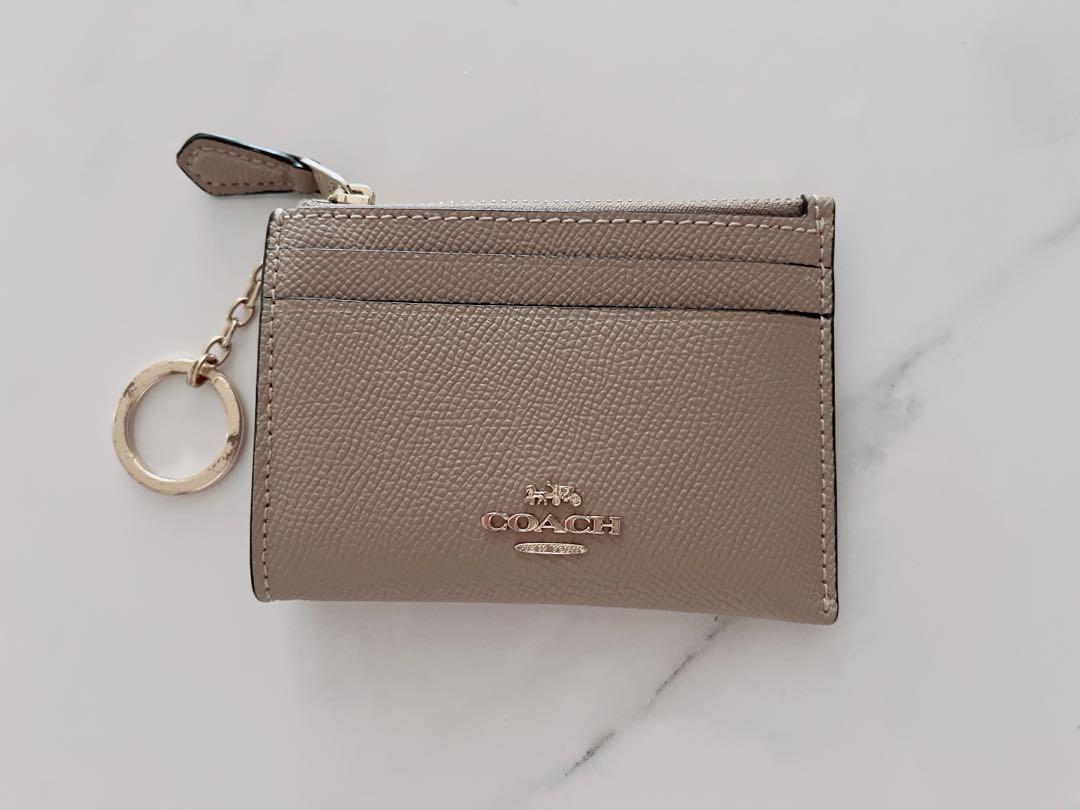 限定値下げ♡COACH ベージュ カードケース IDウィンドウ付き