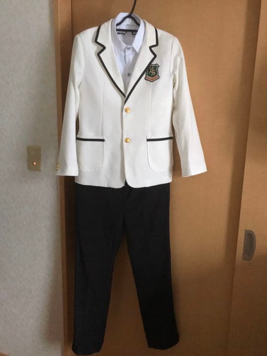 メルカリ キッズ 男の子 フォーマル 卒業式 入学式 スーツ 170 セット フォーマル ドレス 6 000 中古や未使用のフリマ