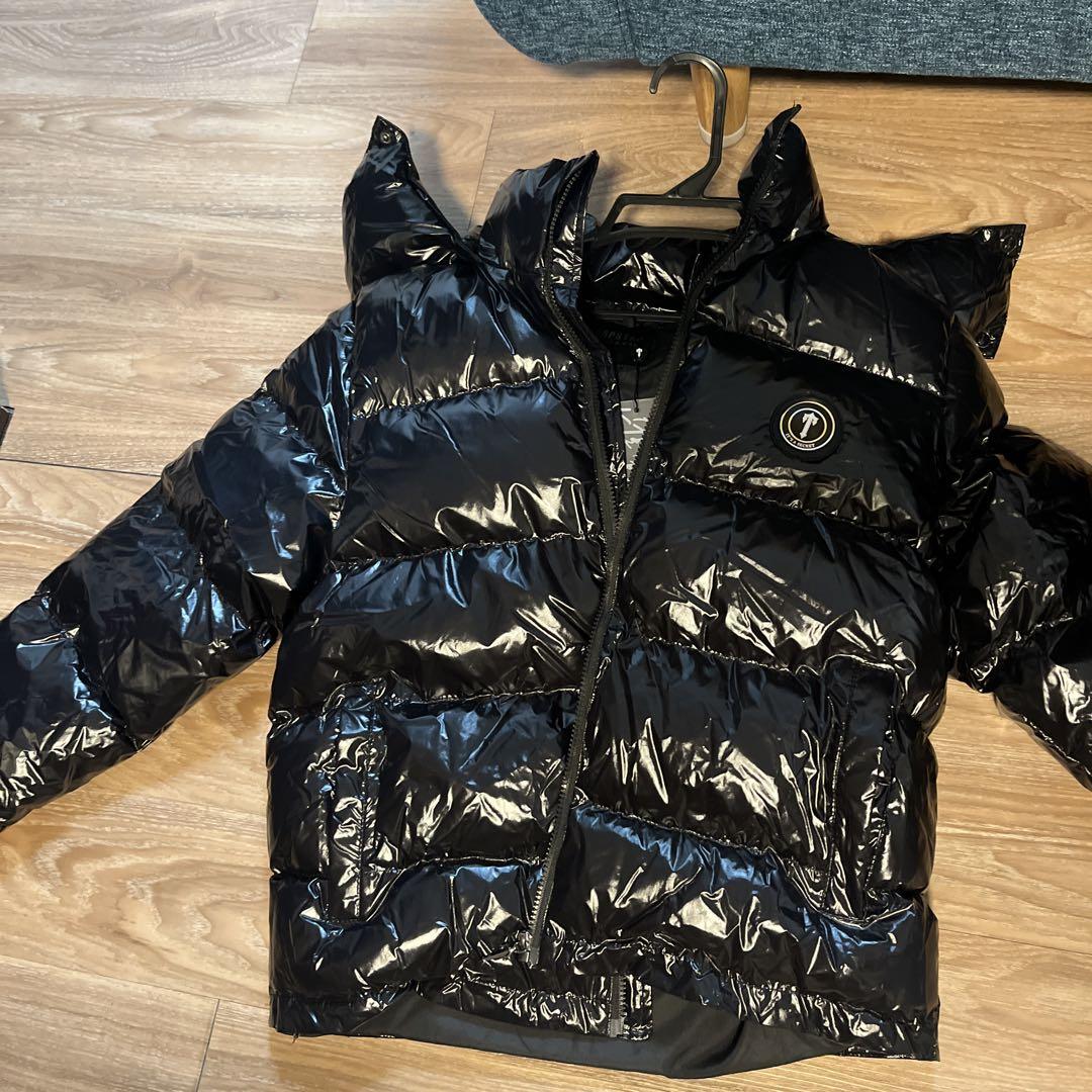 TRAPSTAR ブラック ダウンジャケット Mサイズ TRAPSTAR LONDON ダウンジャケット Mサイズ 新品 本国流通品
