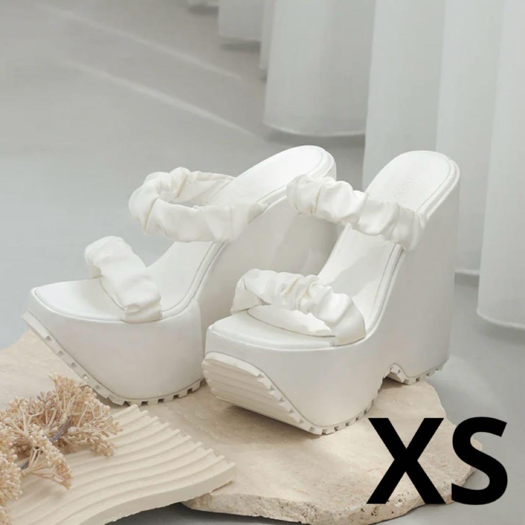 Darich ダーリッチ　サテンプラットフォームサンダル　白　ホワイト　XS