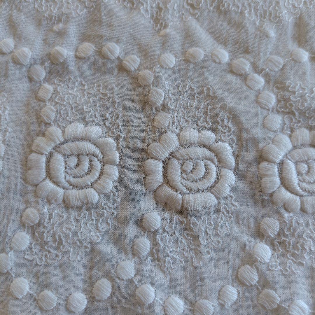 アンティーク刺繍ドレス