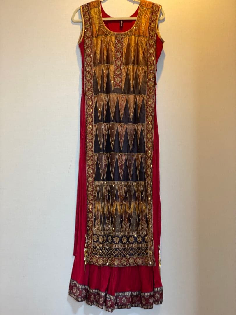 アフガニスタン民族衣装