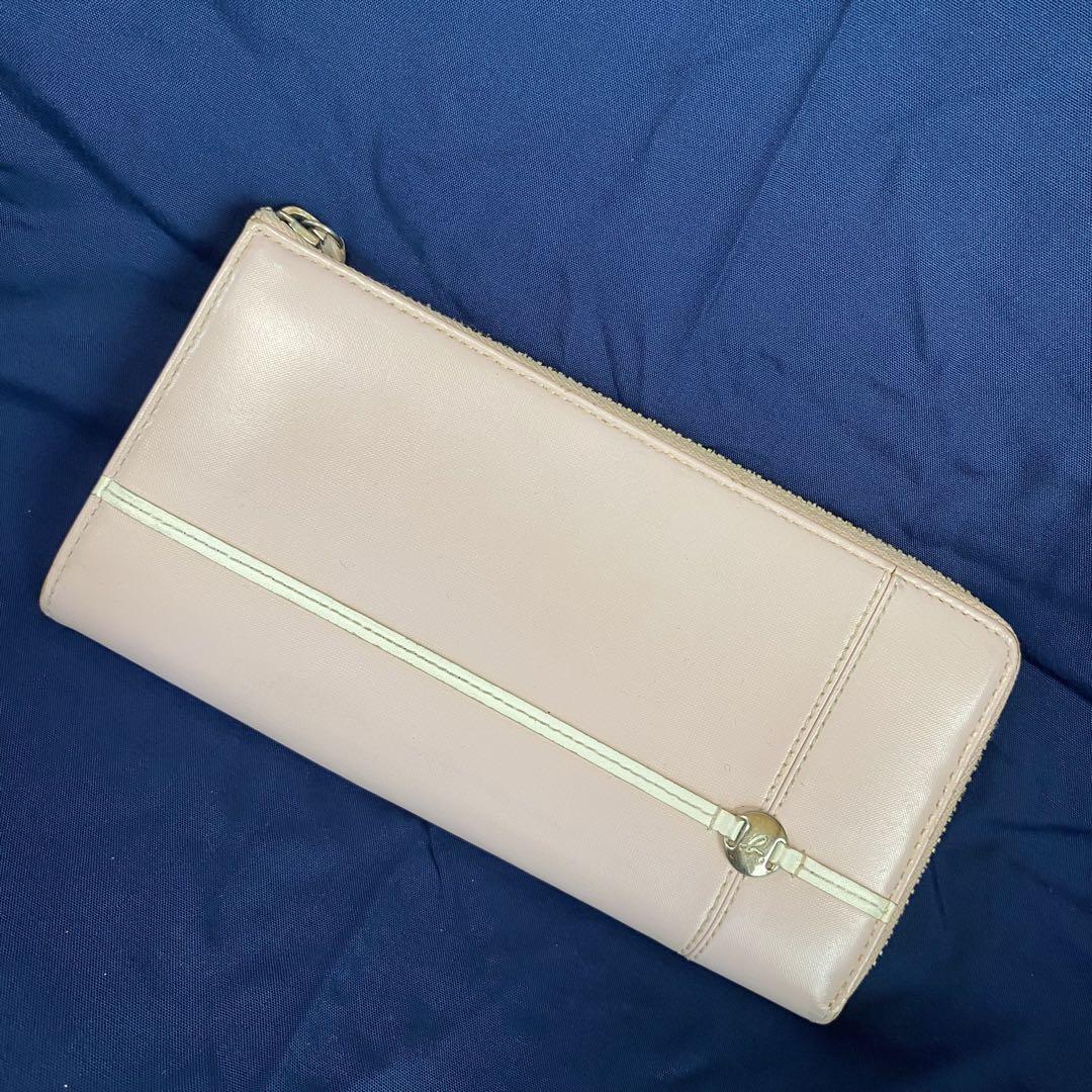 ○★新品未使用　agnes b. (アニエスベー)　長財布　ピンク agnes b. b / アニエスベー 二つ折り長財布/VOYAGE/レザー
