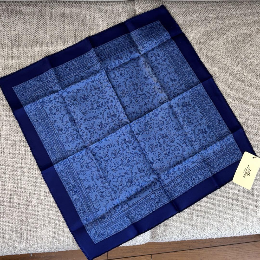 未使用☀️エルメス/HERMES カレ45 ガヴロッシュ シルクスカーフ 未使用☀️エルメス/HERMES カレ45 ガヴロッシュ シルクスカーフ