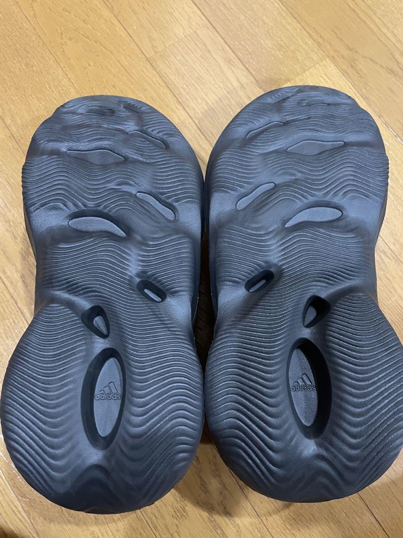 adidas YEEZY Foam Runner onyx フォームランナー