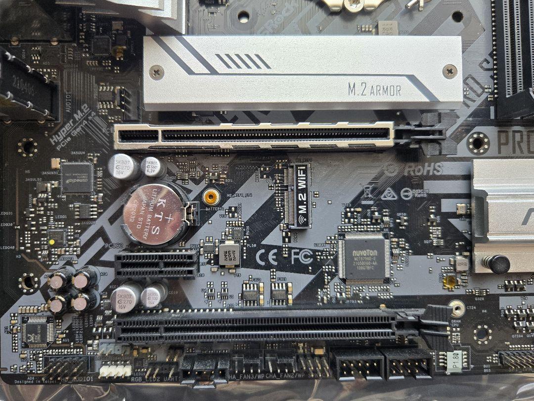 ASRock B560M PRO4 マザーボード