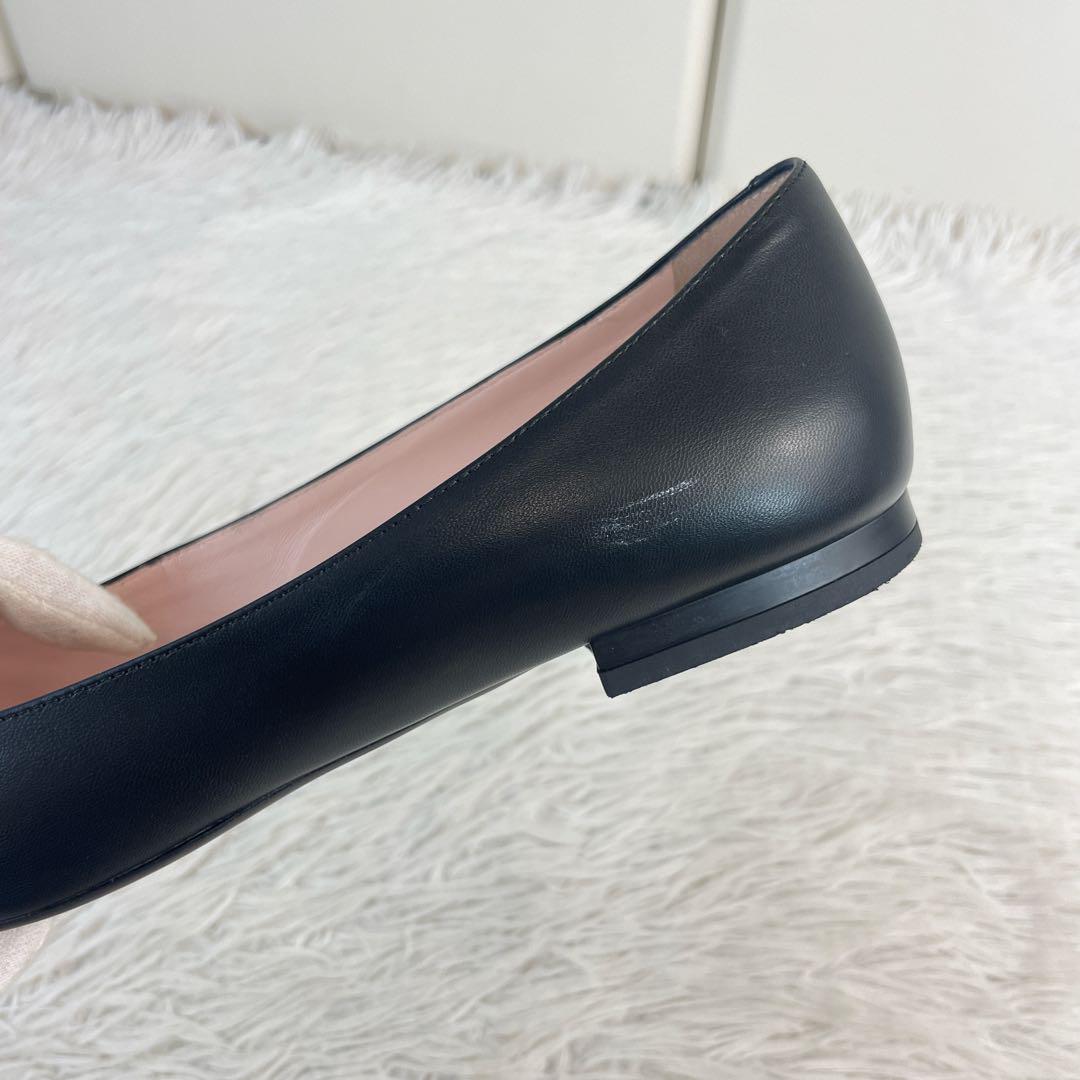 Roger Vivier ロジェヴィヴィエ パンプス フラットシューズ レザー