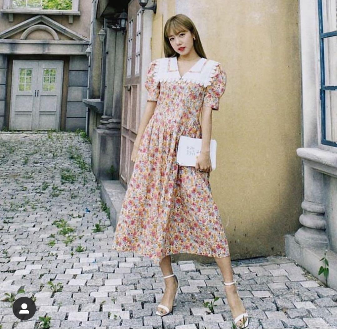 韓国LOOKAST ヴィンテージ風花柄ワンピース
