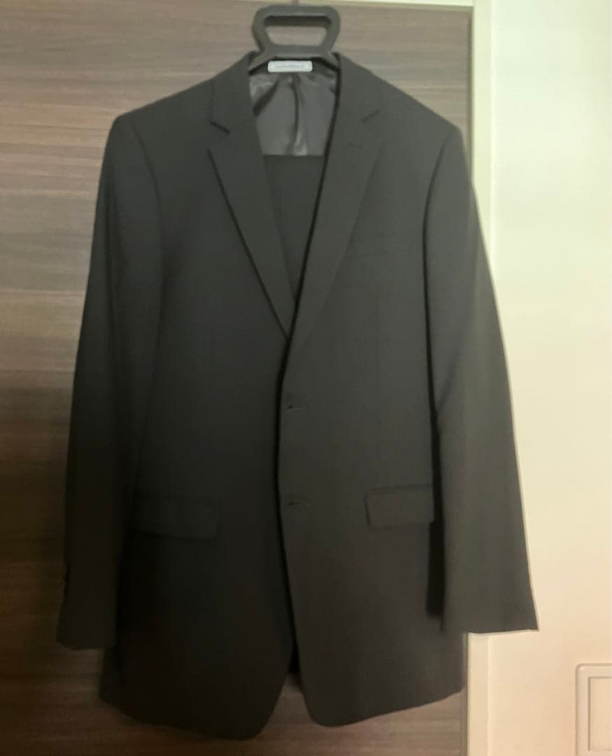 LES MUES  レミュー　スーツ　礼服　冠婚葬祭　ブラック　黒