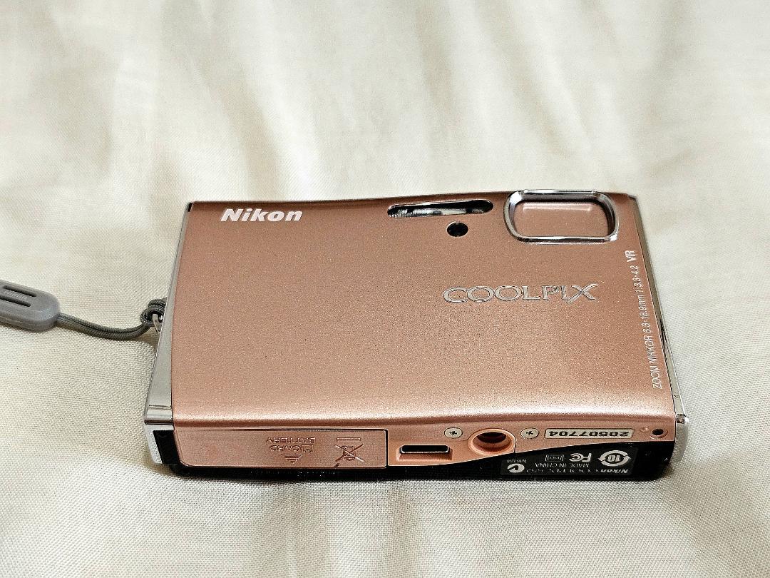 ニコン クールピクス S52
