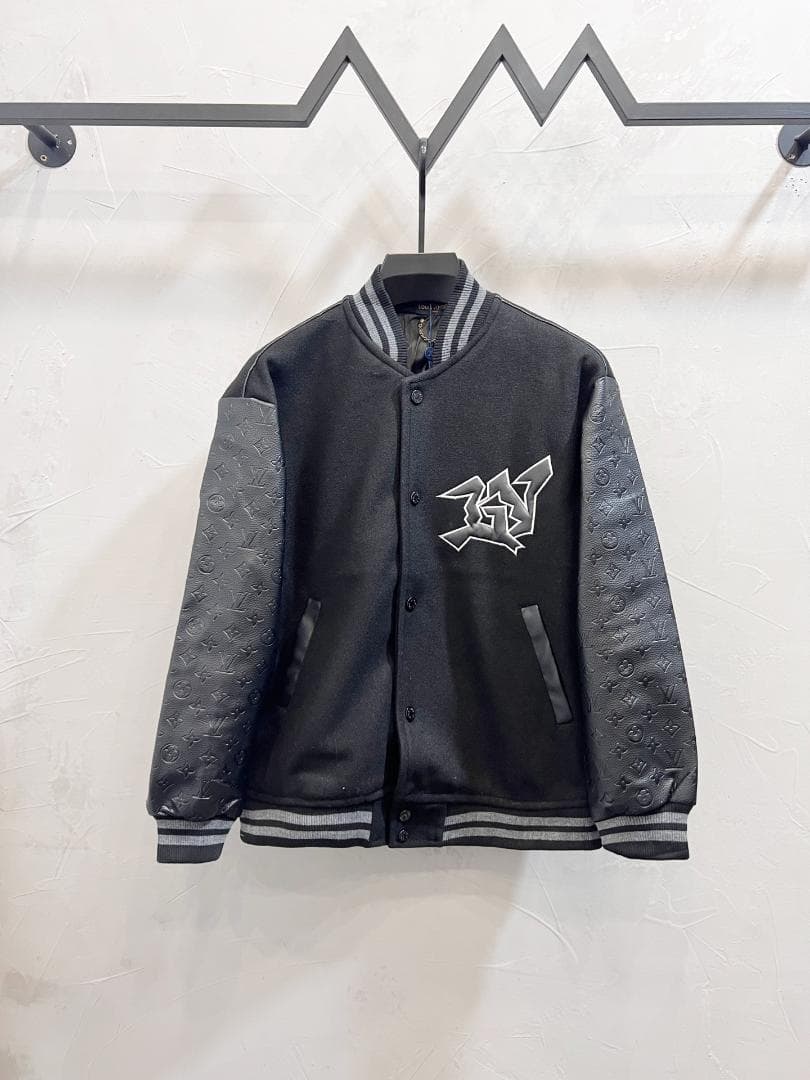 ルイ ヴィトン ダークピエロ デビル刺繍 ベースボールジャケット LL LOUIS VUITTON