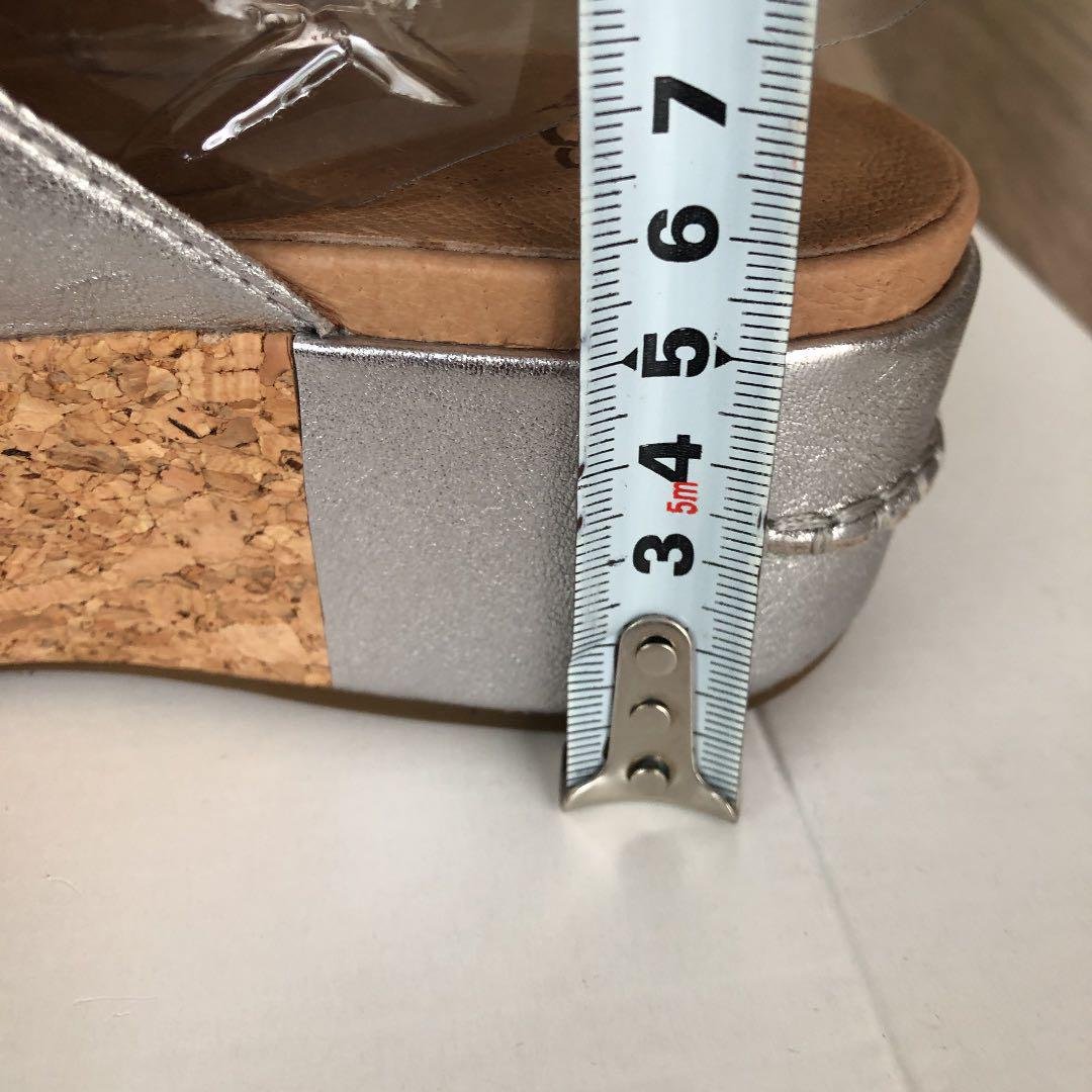 UGG W SHOSHANA メタリックシルバー