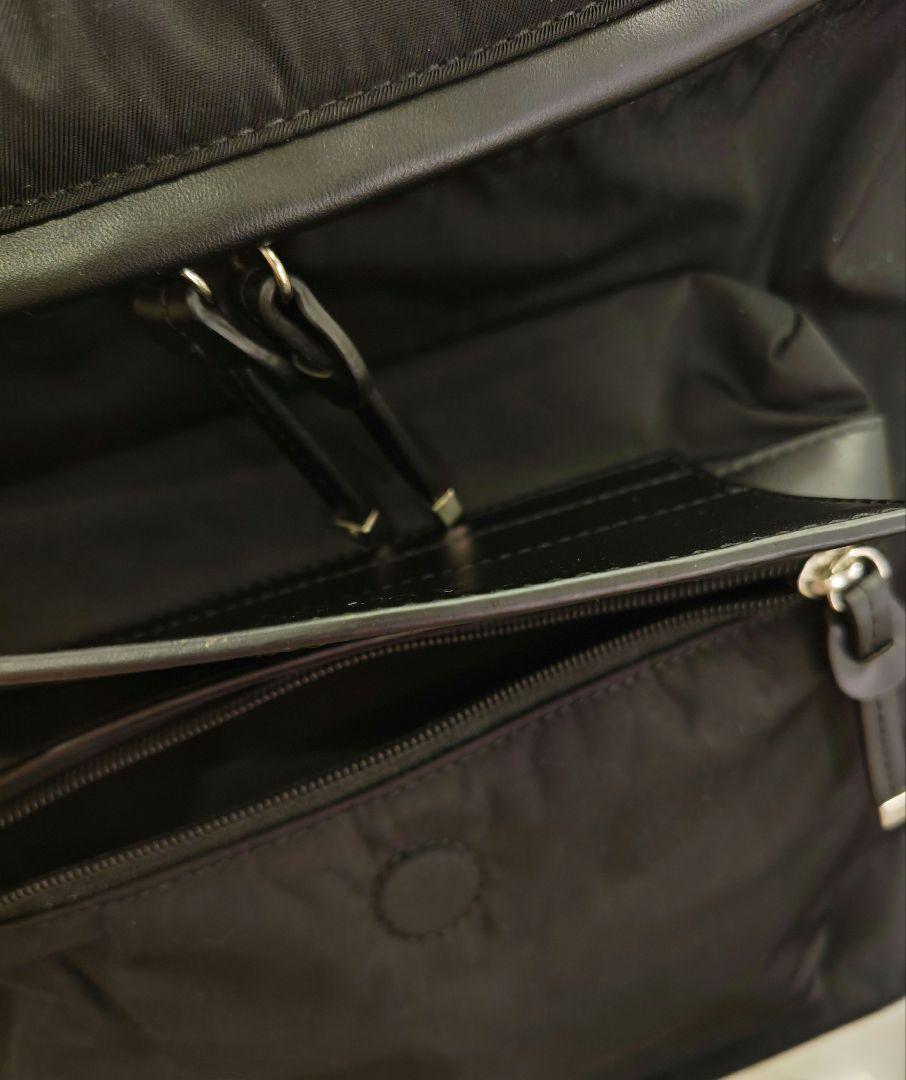 美品【emmi】eco 撥水ベーシックバックパック PCスリーブ有り