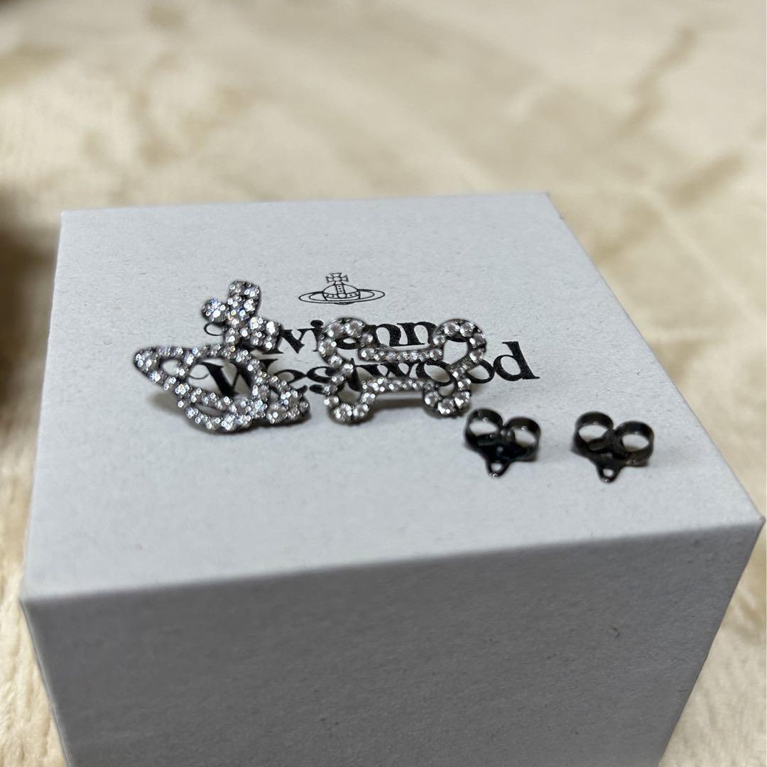 ヴィヴィアンウエストウッド✨️ピアス レオニー