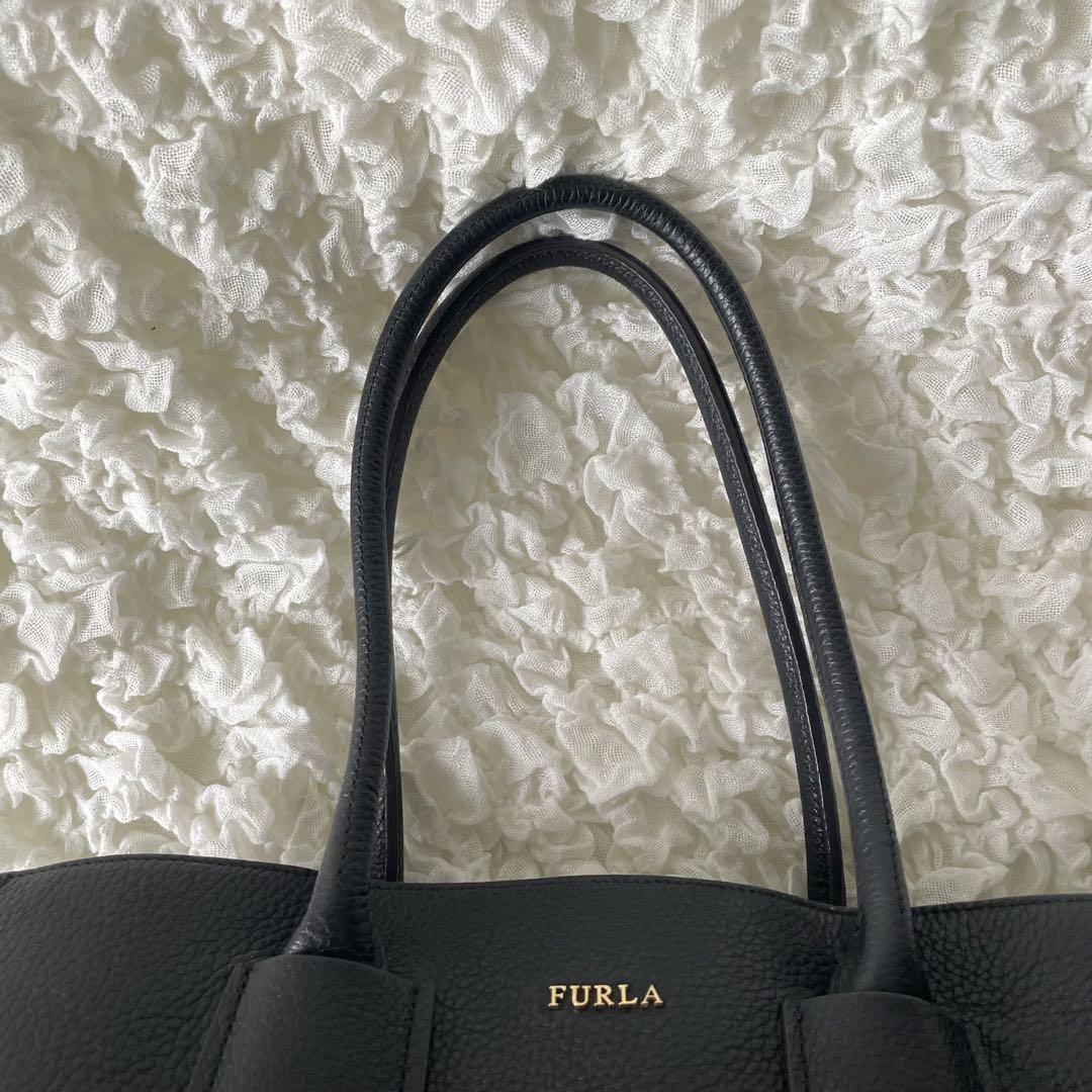 美品❗️ FURLA アルバ　トートバッグ　レザー　シボ革　ゴールド金具
