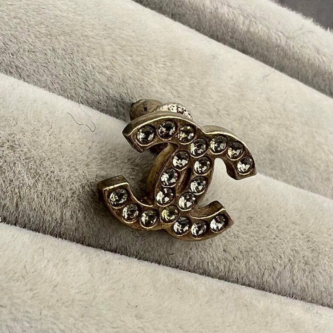 【ヴィンテージ】CHANEL ココマーク　ストーン付きピアス　ゴールド 06A