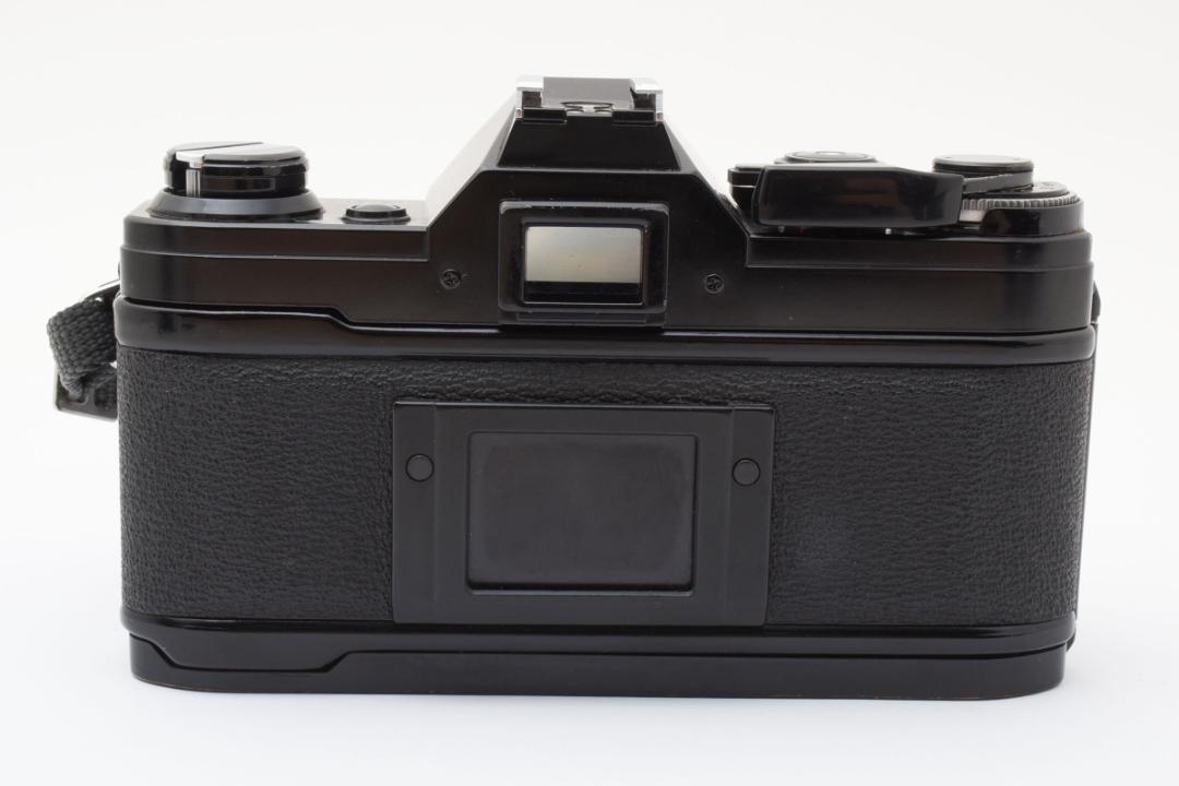 美品 CANON AE-1 ブラック フィルムカメラ モルト新品交換済 B831