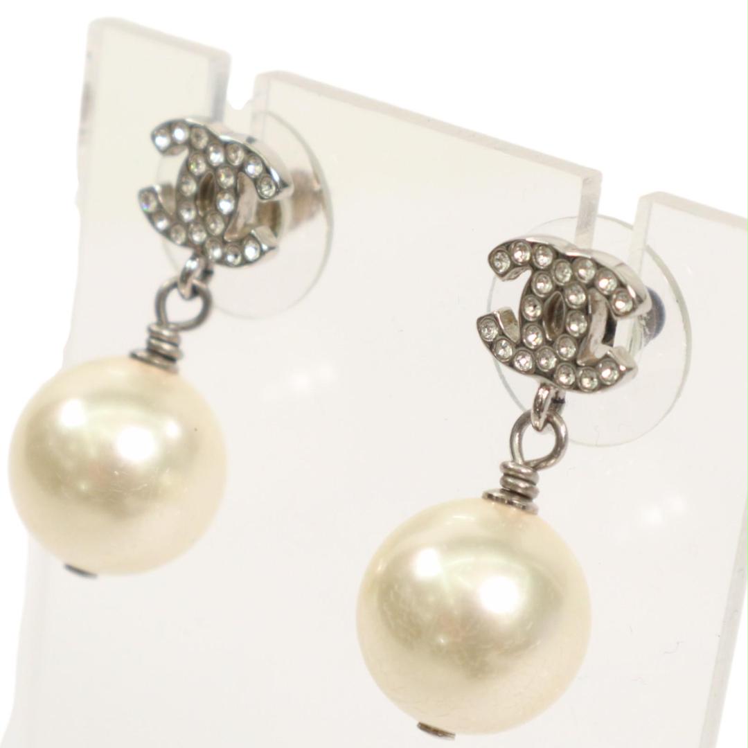 CHANEL :: ココ パール イヤリング ピアス 最終処分SALE】CHANELココB22Vパール ピアス A-6887 - メルカリ