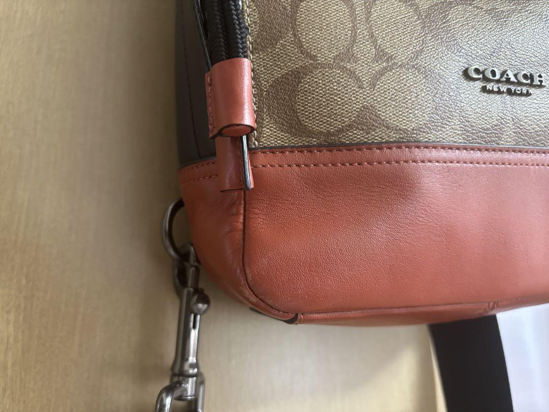 メンズ　バッグ　ボディバッグ　coach コーチ