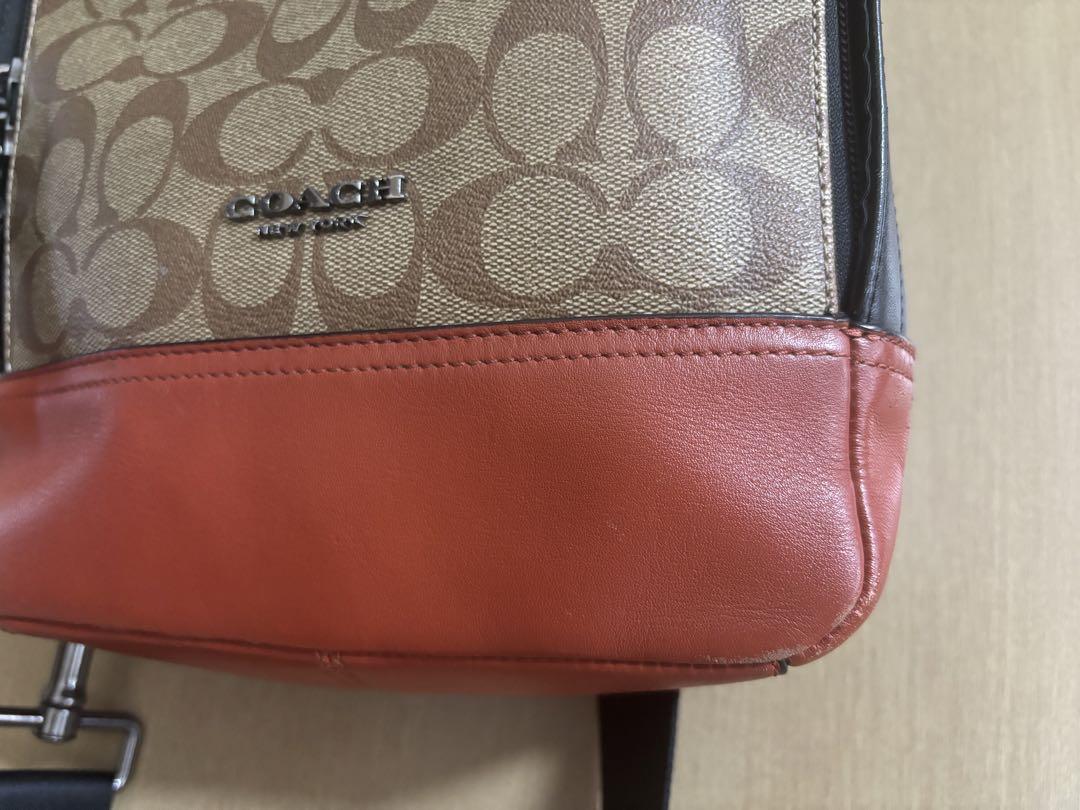 メンズ　バッグ　ボディバッグ　coach コーチ