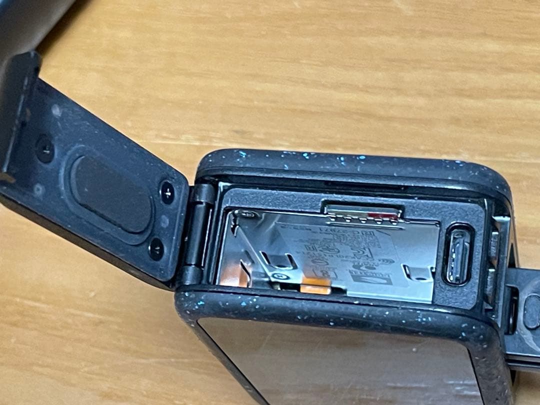 GoPro 12中古美品アクションカメラとアクセサリーセットバッテリー３個