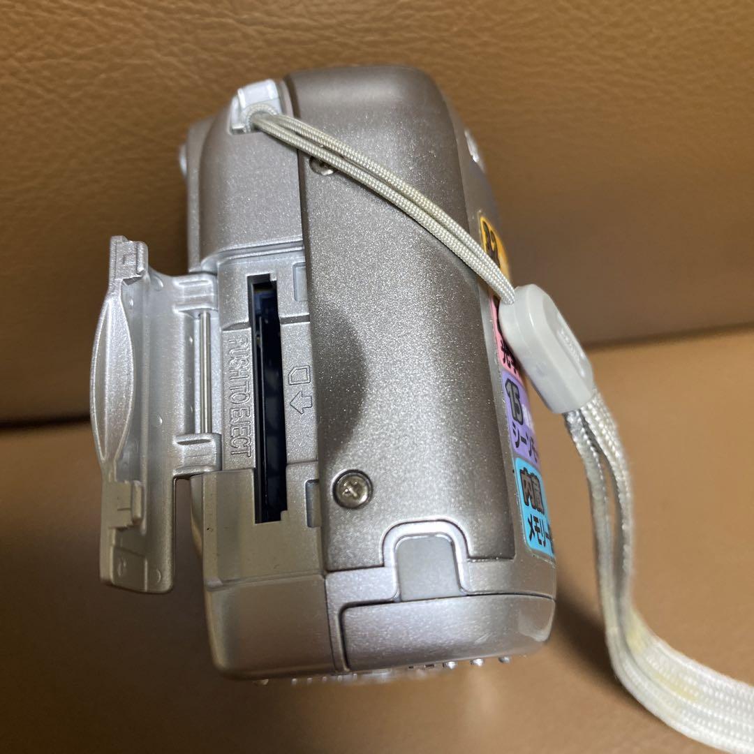【動作確認済】Nikon Coolpix 3200 デジタルカメラ　単三電池付き