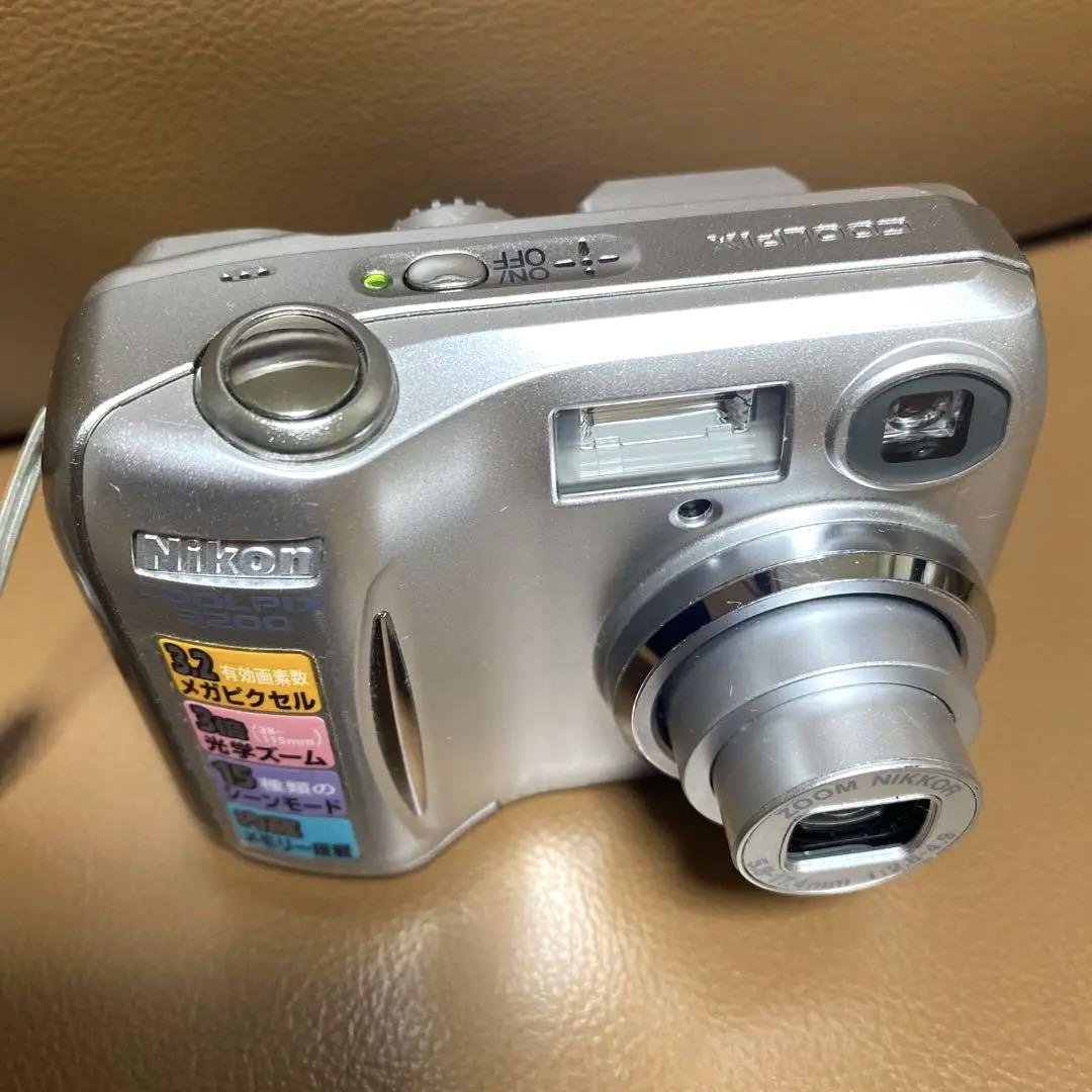 【動作確認済】Nikon Coolpix 3200 デジタルカメラ　単三電池付き